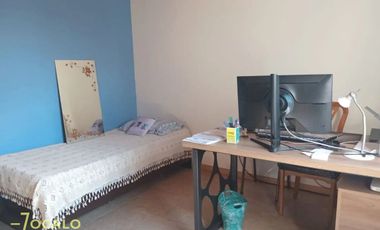 Casa con departamento independiente  en venta Godoy Cruz