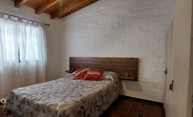 Casa con departamento independiente  en venta Godoy Cruz