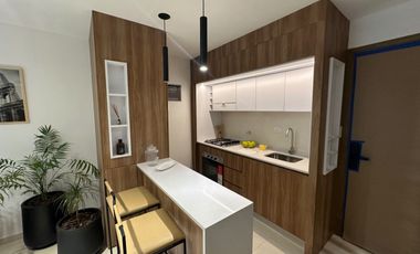 Departamento de 2 dormitorios con patio exclusivo, pileta y parrillero en construcción.