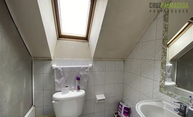 Casa en Arriendo en Amplia casa en Valle Volcanes 4D-2B