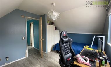 Casa en Arriendo en Amplia casa en Valle Volcanes 4D-2B