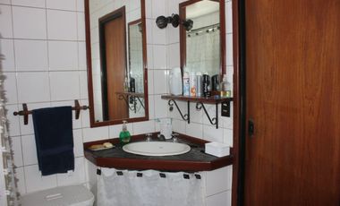 VENTA CASA 6 AMB. CON JARDÍN/COCH.SAN ANDRES