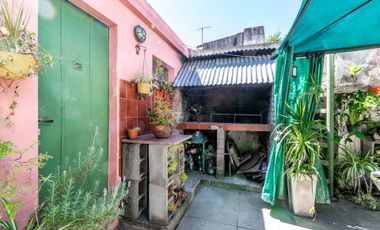 VENTA CASA 6 AMB. CON JARDÍN/COCH.SAN ANDRES