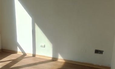 Departamento en Venta en Santa Petronila 32