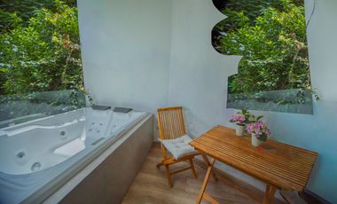Casa de Lujo en Renta Amueblada en Colinas de San Javier (San Wenceslao)