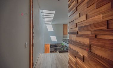 Casa de Lujo en Renta Amueblada en Colinas de San Javier (San Wenceslao)