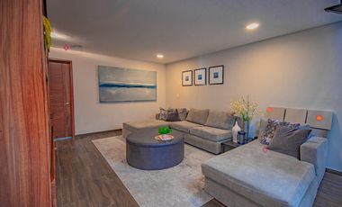 Casa de Lujo en Renta Amueblada en Colinas de San Javier (San Wenceslao)