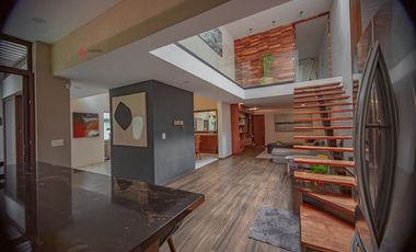 Casa de Lujo en Renta Amueblada en Colinas de San Javier (San Wenceslao)