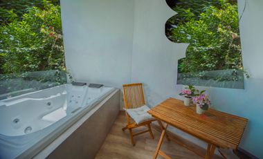 Casa de Lujo en Renta Amueblada en Colinas de San Javier (San Wenceslao)