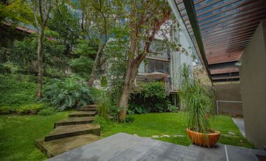 Casa de Lujo en Renta Amueblada en Colinas de San Javier (San Wenceslao)