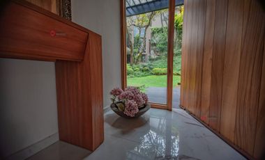 Casa de Lujo en Renta Amueblada en Colinas de San Javier (San Wenceslao)