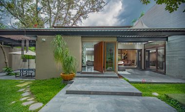 Casa de Lujo en Renta Amueblada en Colinas de San Javier (San Wenceslao)