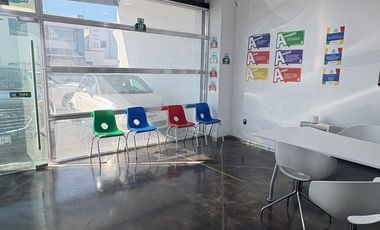 LOCAL COMERCIAL EN RENTA. 2