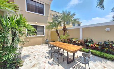 Casa en Venta ,3 Dormitorios, sector UEES, Samborondón, precio de oportunidad!