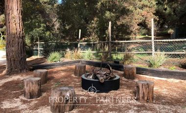 Casa Inserta en la Naturaleza