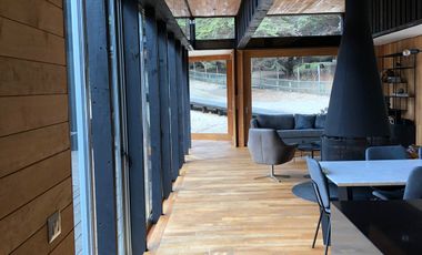 Casa Inserta en la Naturaleza