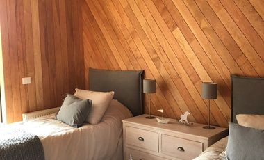 Casa Inserta en la Naturaleza