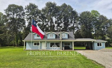 Linda casa en Frutillar Alto