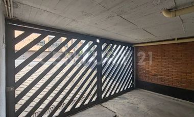 SE ARRIENDA APARTAMENTO EN CEDRO GOLF