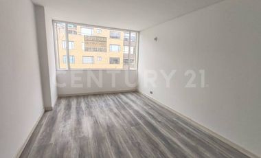 SE ARRIENDA APARTAMENTO EN CEDRO GOLF