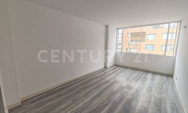 SE ARRIENDA APARTAMENTO EN CEDRO GOLF