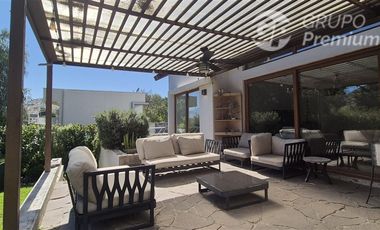 Casa en Arriendo en La Reserva