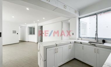 Se Alquila Moderno Flat de Extremo – Amplio, Iluminado y con Excelente Distribución