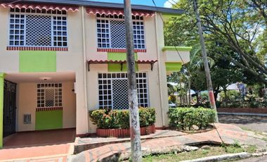 VENTA de CASA RESIDENCIAL en NEIVA