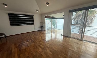 Casa en venta en Fracc.Monte Llano  Col. La Providencia Metepec, Estado de México.