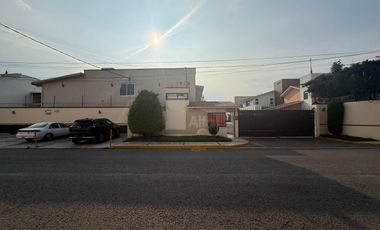 Casa en venta en Fracc.Monte Llano  Col. La Providencia Metepec, Estado de México.
