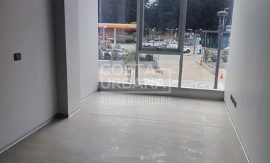 Oficina a estrenar en nuevo centro comercial