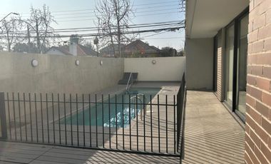 A UNA CUADRA DE AVENIDA MACUL