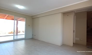 ARRENDAMOS CASA EN CONDOMINIO- CERCANA AL CENTRO LOS ANGELES