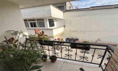 CASA EN VENTA EN EL CENTRO/CHINCHINA