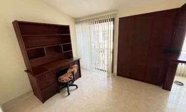 CASA EN VENTA EN EL CENTRO/CHINCHINA