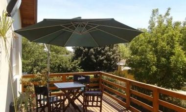 Casa en alquiler temporario - 2 Dormitorios 2 Baños - Miramar