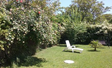 Casa en alquiler temporario - 2 Dormitorios 2 Baños - Miramar