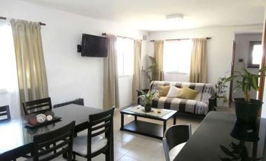 Casa en alquiler temporario - 2 Dormitorios 2 Baños - Miramar