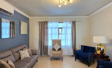 CASA EN VENTA 2 PLANTAS, 3 RECÁMARAS, 2.5 BAÑOS, COCHERA PARA 1 AUTO