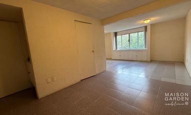 Venta de Departamento en Lomas Verdes