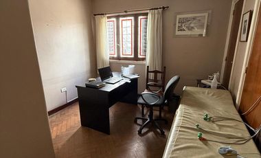 Casa consultorio en venta