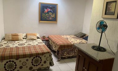 AMPLIA Y CENTRICA CASA EN VENTA EN CHAPALA DENTRO DE PEQUEÑO COTO DE SOLO 3 CASA