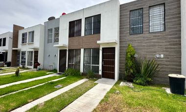 CASA EN RENTA HACIENDA STA CRUZ 275 TLAJOMULCO JALISCO