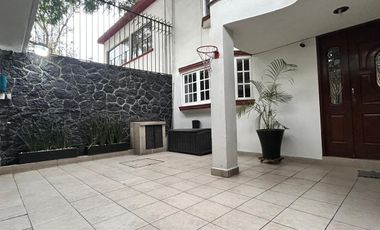 Casa en venta en Unidad Modelo, Cerca de Río Churubusco