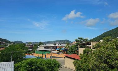 Casa en ZIhuatanejo col residencial