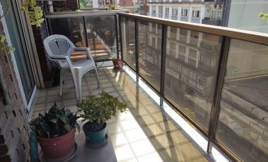 Departamento 5 ambientes con dependencia