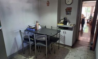 Departamento 5 ambientes con dependencia