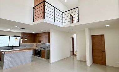 Casa en venta en Coatepec – Diseño industrial moderno con amplio jardín