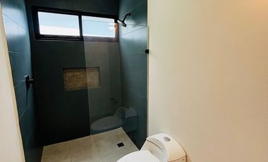 Casa en venta en Coatepec – Diseño industrial moderno con amplio jardín