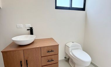 Casa en venta en Coatepec – Diseño industrial moderno con amplio jardín